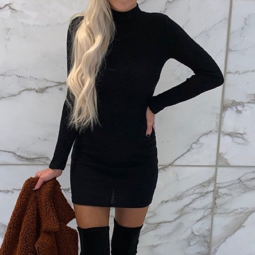 Vestique dress